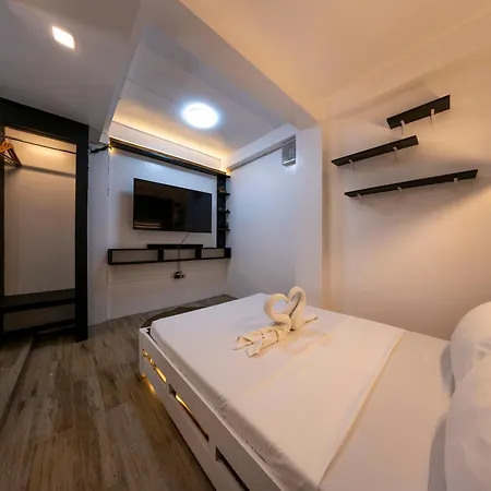 Sip Sunset Hostel And Lounge-2